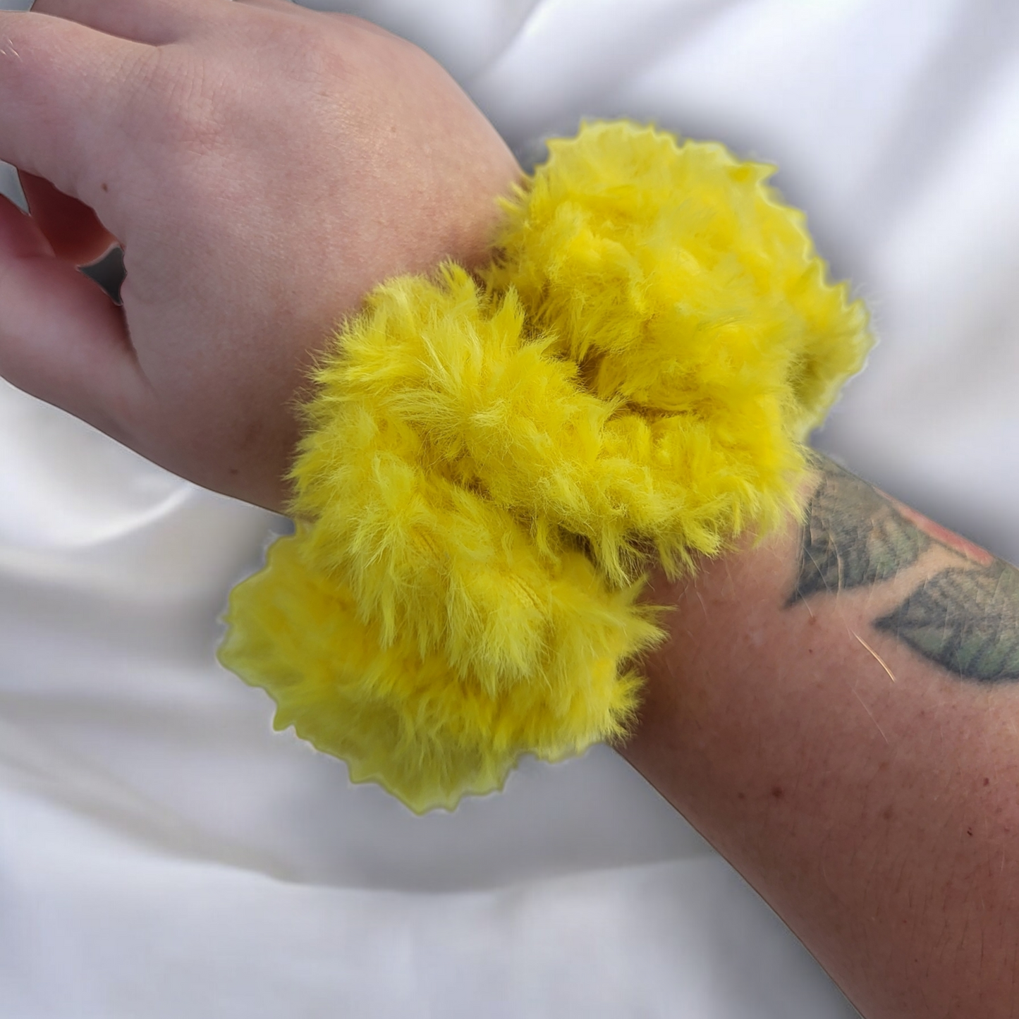 Jumbo Fur Scrunchie